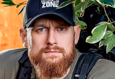 Fritz-Meinecke-austritt-aus-7-vs.-Wild-1280x500